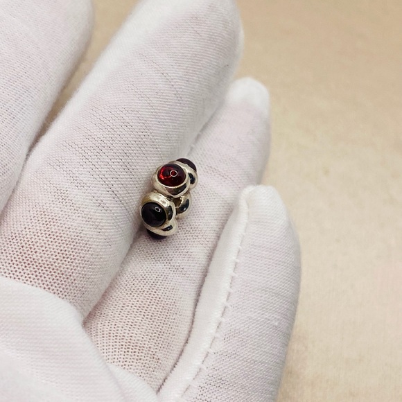 EUC Pandora 790538GR Sterling Silver Abstract Garnet Cabochon Bead/Charm - Picture 5 of 9